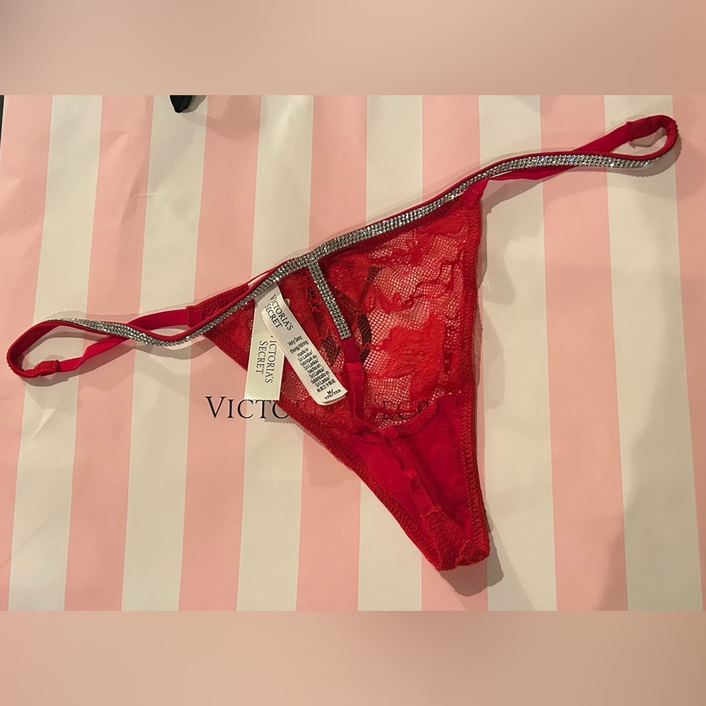 Victorias Secret Very Sexy High Leg T-Back Red Lace Rhinestone Thong M NWT